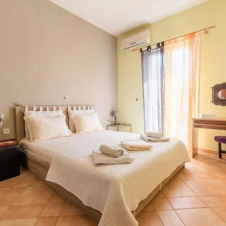 Dionisia, Relaxation With Jacuzzi Retreat סבורונטה